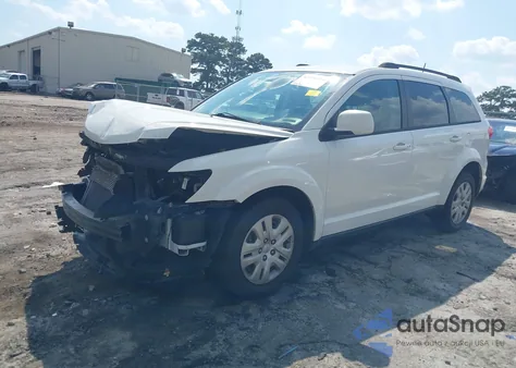 2019 Dodge Journey Se from USA, damaged, VIN 3C4PDCBBXKT815749